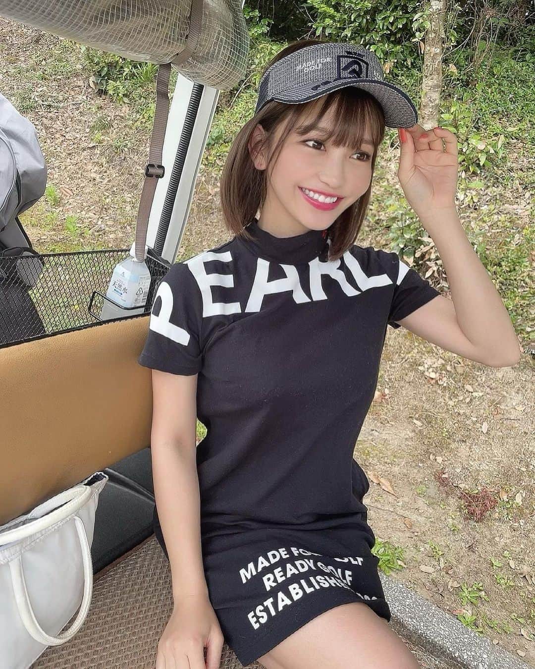 COCOさんのインスタグラム写真 - (COCOInstagram)「golf🏌️‍♀️♡ 今日はラウンドガールのちえちゃんと周りました☺️ ゴルフレッスンはふたりとも @harajukugolf_academy ✨ これからもっと練習してたくさん回ろうね🧡 #golf #golfgirl #golfstagram #golfwear #golfwear #pearlygates #japanesegirl #asiangirls」6月16日 17時58分 - coco_coco000
