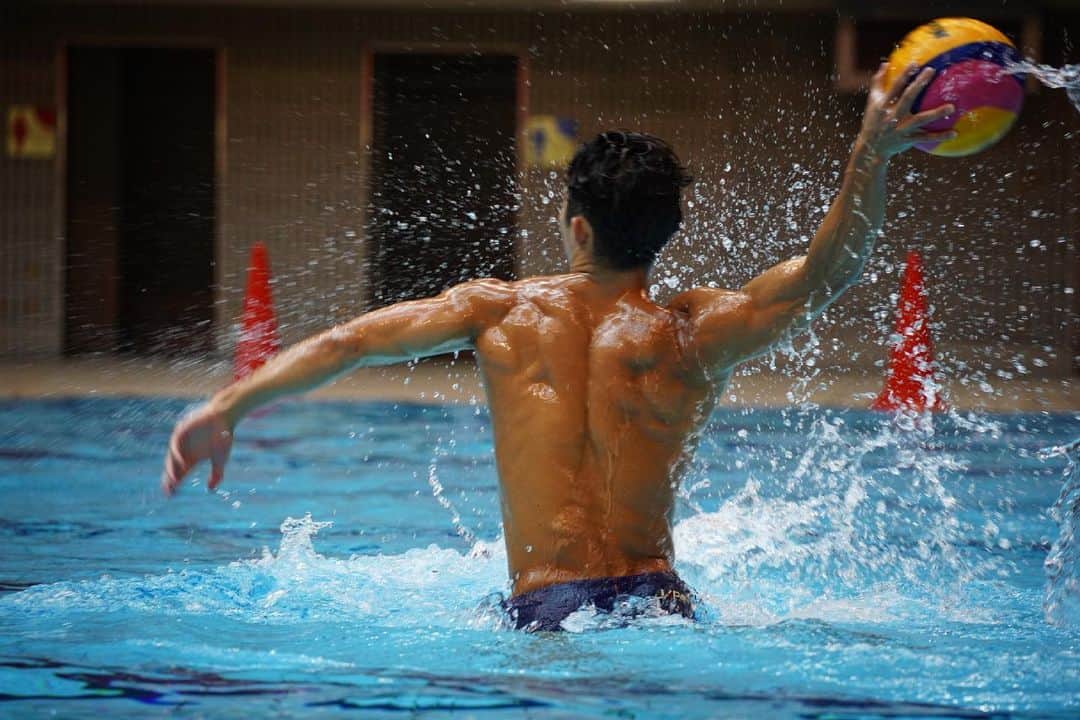 荒井陸さんのインスタグラム写真 - (荒井陸Instagram)「always challenging…… #training #fitness #workout #waterpolo」6月16日 18時49分 - a2desu