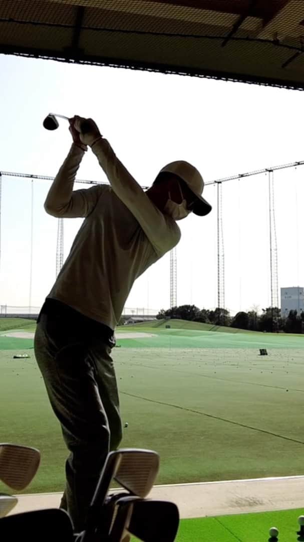 グァンス のインスタグラム：「#Youtube https://youtu.be/9F3LtQ5hHsk  #Vlog #Golf #打ちっぱなし #葛西ロッテゴルフ #Drive #ドライブ #CinematicVlog」