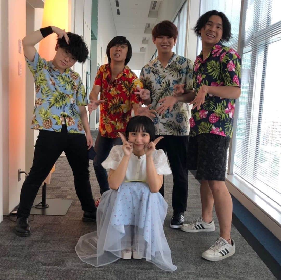 のインスタグラム：「初生放送ありがとうございました！！ めちゃくちゃ楽しかったです！  #スッキリ #南無阿部陀仏」