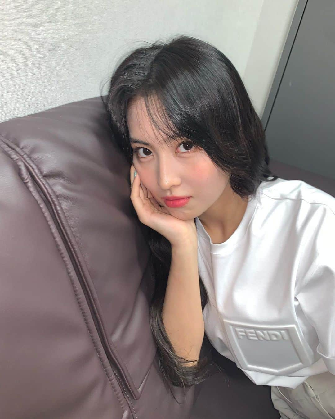 モモさんのインスタグラム写真 - (モモInstagram)「momo + comfortable outfits ✨  #MOMO #트와이스 #모모 #平井もも #もも #TWICE」6月16日 20時31分 - momojype