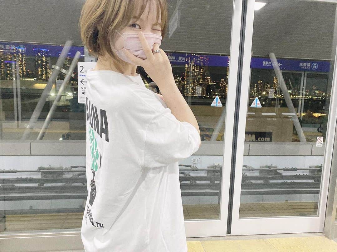 真奈さんのインスタグラム写真 - (真奈Instagram)「今日もおちかれさまでした☺️  サウナTチャレンジは 早くも4日目ですね〜😈 @s3c_sauna さん🌿  #サウナ #まなてぃのふく」6月16日 21時00分 - manatmnt0116