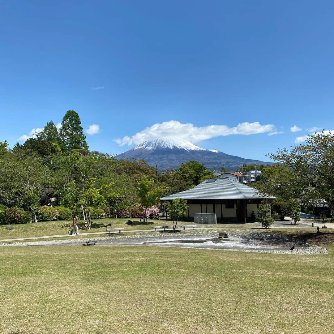 神尾葉子さんのインスタグラム写真 - (神尾葉子Instagram)「いつかみた富士山🗻 旅に出たいな〜 ・ ・ #旅写真」6月17日 9時43分 - yoko.kamio