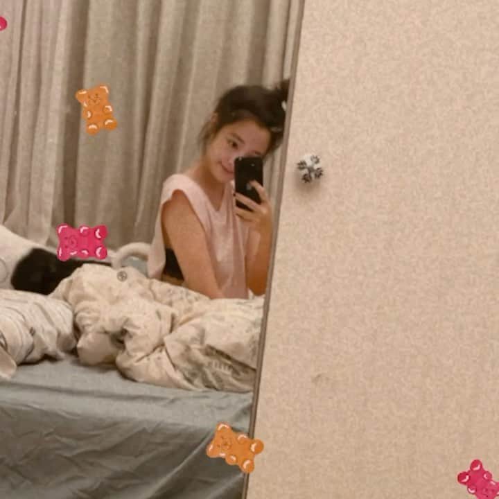 ジングルワンのインスタグラム：「： 居家髮型」