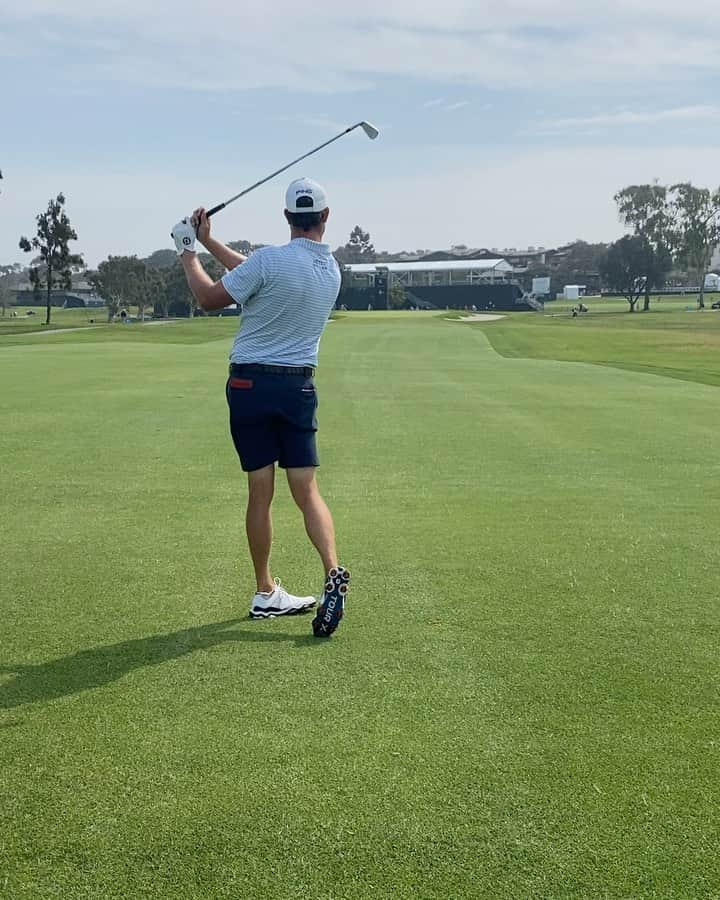 ハリス・イングリッシュのインスタグラム：「Excited to be one of eight @ugagolf playing this week at @usopengolf. Ready to tee it up with fellow dawg #russellhenley and @machughesgolf」