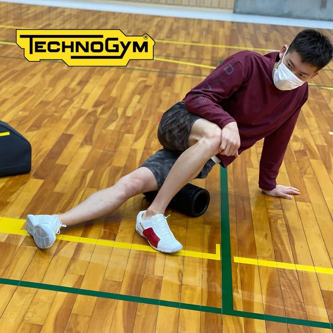 のインスタグラム：「テクノジムのComplete Workout Kitが有ればいつでも、ストレッチにレジスタンストレーニングが出来ちゃいます！ コンパクトにまとまり、遠征にも最適です。 . . . . . . #fencing#epee#フェンシング#エペ#エペジーーン#日本代表 #テクノジムジャパン #workout #ストレッチ」