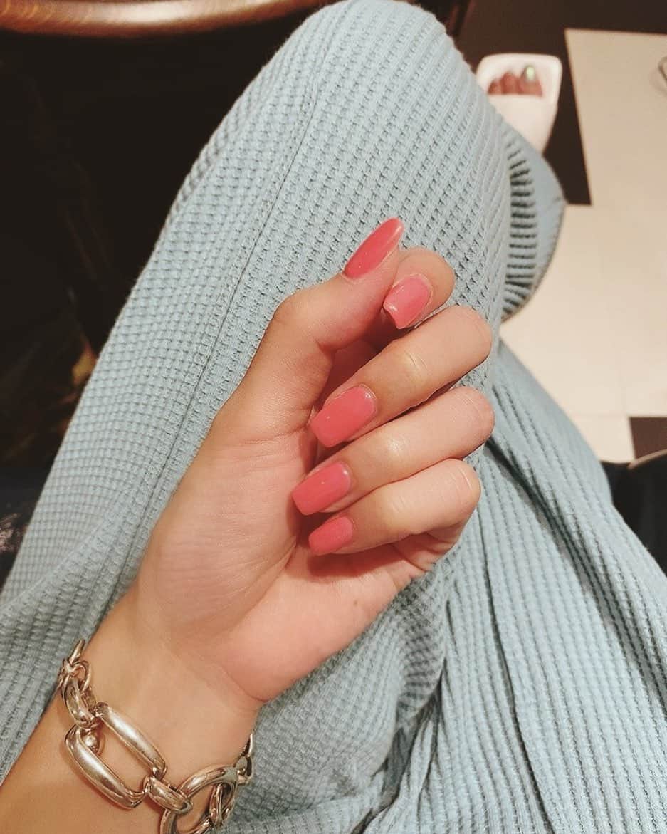 のインスタグラム：「ちゅるんぴんく🍧 new nail…♡  💅🏼 @aries__shinsaibashi」