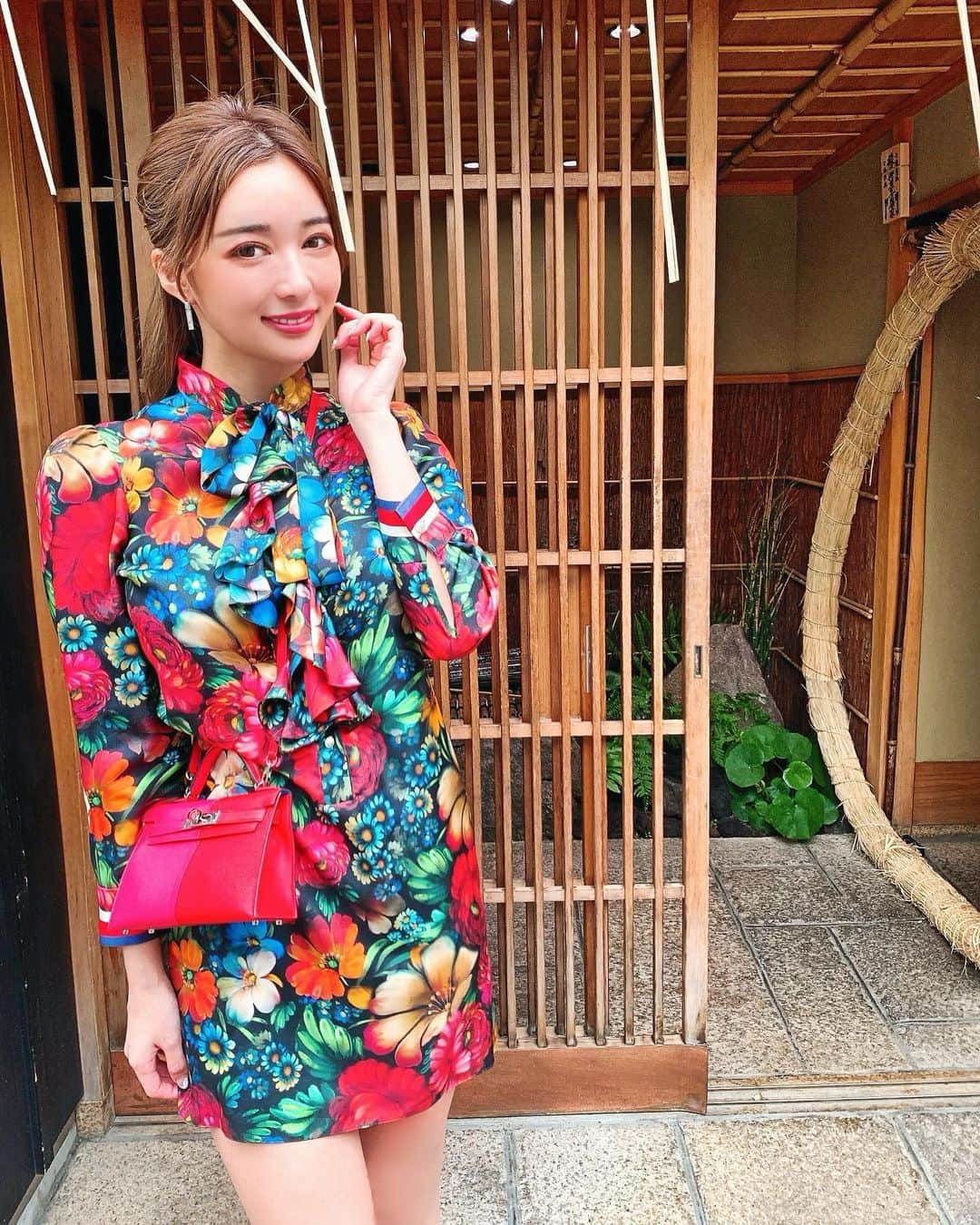 濱野りれのグルメインスタ