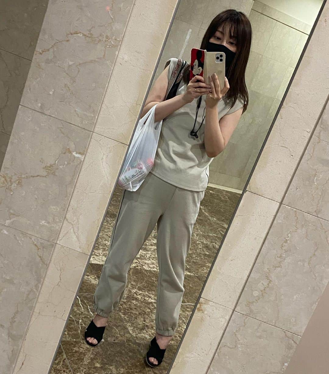 ヒラヤマンさんのインスタグラム写真 - (ヒラヤマンInstagram)「今日はミラオーウェンのスウェットのセットアップ！動きやすかった♡ #ootd #milaowen」6月17日 20時59分 - hirayaman2