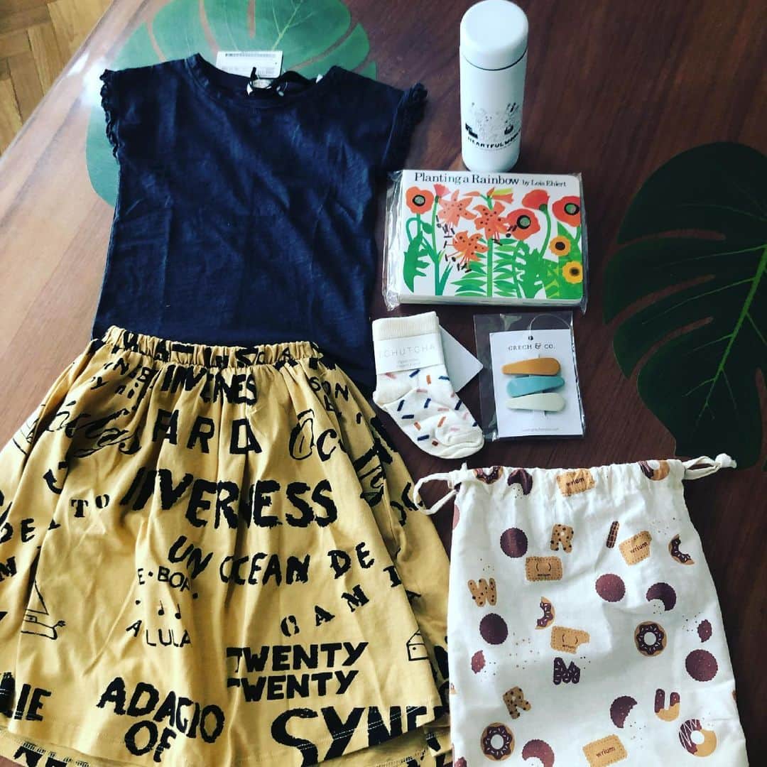 金村義明さんのインスタグラム写真 - (金村義明Instagram)「芦屋メインステージ一階 #wrium 早速届きました！ 高田社長夫妻から、 家内に、オーガニック化粧品etc. 姪っ子の蒼玄&朱莉のオシャレな可愛いい洋服！ #wrium 感謝🥲🙇🙇🙇🙇🙇🙇🙇🙇🙇」6月17日 22時15分 - yoshiaki_kanemura