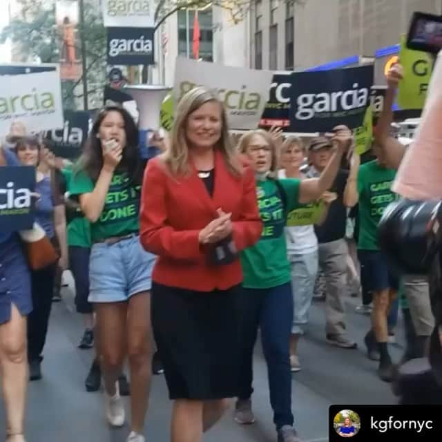 クラーク・グレッグのインスタグラム：「Hitting the streets today with the next mayor of NYC @kgfornyc Come see us at 11am at 1001 3rd Ave (Outside 60th and 3rd subway station) #garciagetsitdone」