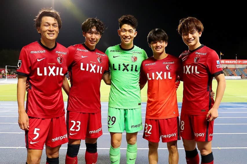 上田綺世のインスタグラム：「応援ありがとうございました！ 鹿島らしさを出せた試合だったと思います。  連戦続くので、いい準備していきます！  #鹿島アントラーズ #上田綺世 #18 #天皇杯 #早川足つりました」