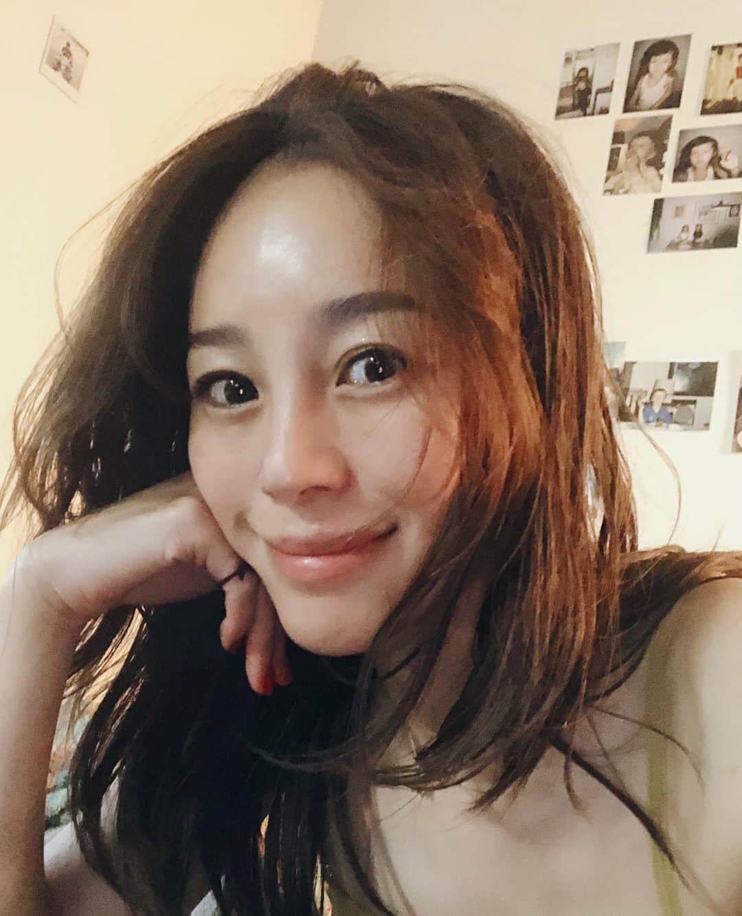 大桑マイミのインスタグラム：「身体がスッキリ！！ 体がクリアに目覚める感じ。  おススメと聞いていてずーっときになっていた　点滴を遂に！ @christinaginza  に　 nmn点滴をうけてきました🤜🤛  物凄く疲れていた体が心地よく元気になっていくかんじ。 すごいね。感激。」