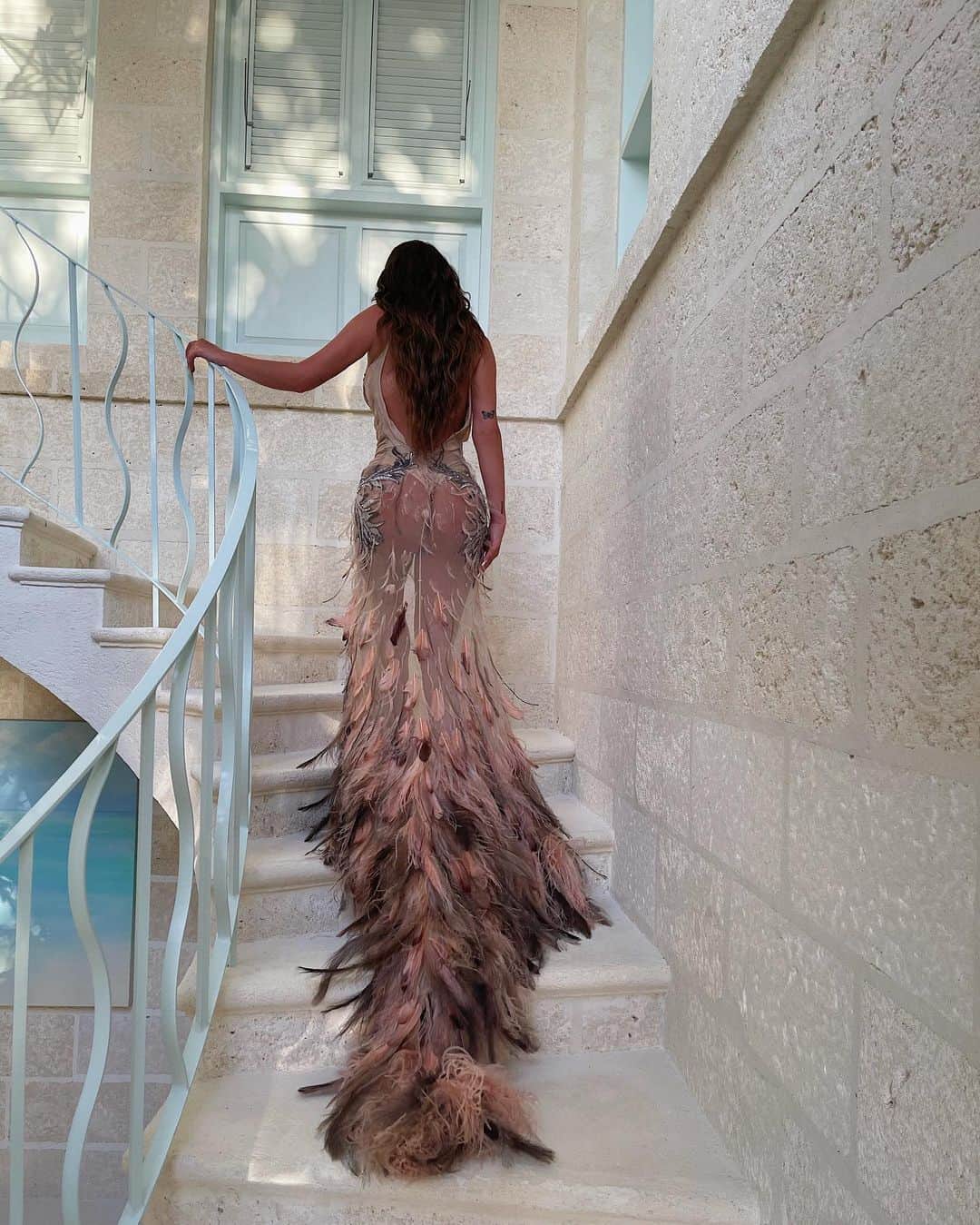 Anastasia Karanikolaouのインスタグラム：「hate to see me go, but you love to watch me leave ;)   archive @roberto_cavalli @krisfe_  extensions: @priscillavalles」