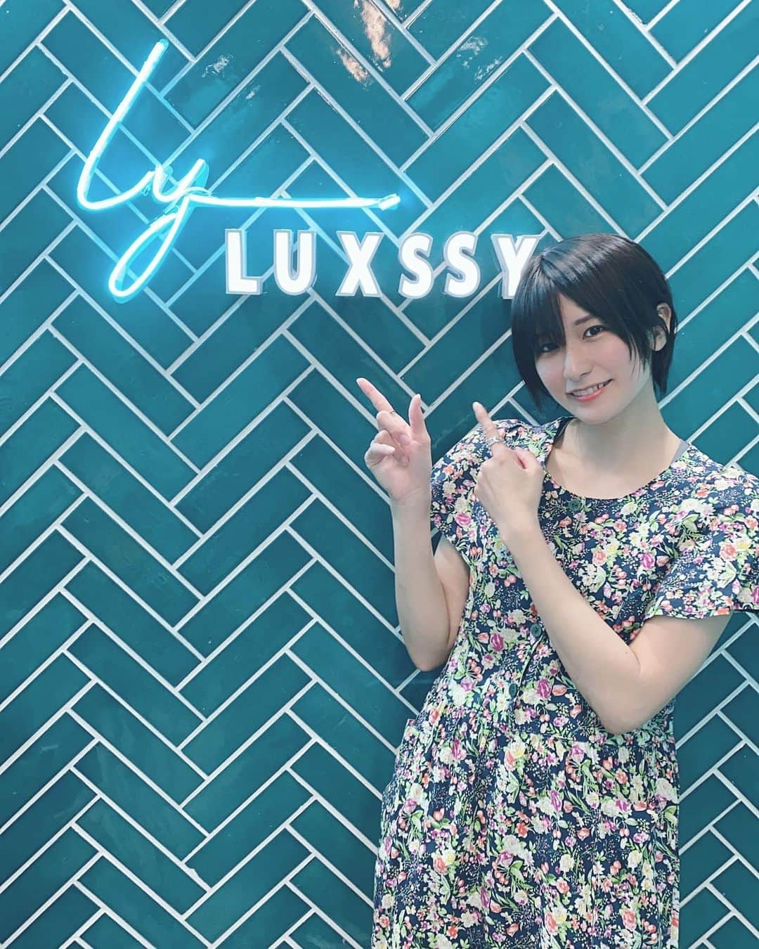 来栖うさこさんのインスタグラム写真 - (来栖うさこInstagram)「【PR】  待ちに待った(*´ー｀*) 『luxssy』オープン‼️🌈  北千住徒歩４分の、 シェービングエステサロン‼️  撮影前にめっちゃお世話になってる… 新店嬉しい😢✨✨✨✨✨✨  メニュー内容は、  ◉フェイスシェービング ◉小鼻吸引＋洗浄ブラシ ◉高保湿パック ◉ドライスパ ◉うなじシェービング  この内容がうさこのインスタ見たで 🔥🔥2,750円🔥🔥  安すぎてびびる。マジで😭しゅごい  産毛がなくなると肌が明るくなるし、 光当てる撮影の時マジでつるつるで 盛れます。実体験…╰(*´︶`*)╯  うさこはDVD撮影前に必ず行く‼️ が、撮影ないときも行く‼️🤘✨  #来栖うさこ #シェービングエステサロン #シェービング #pr #北千住 #luxssy」6月18日 13時17分 - kurusu_usako