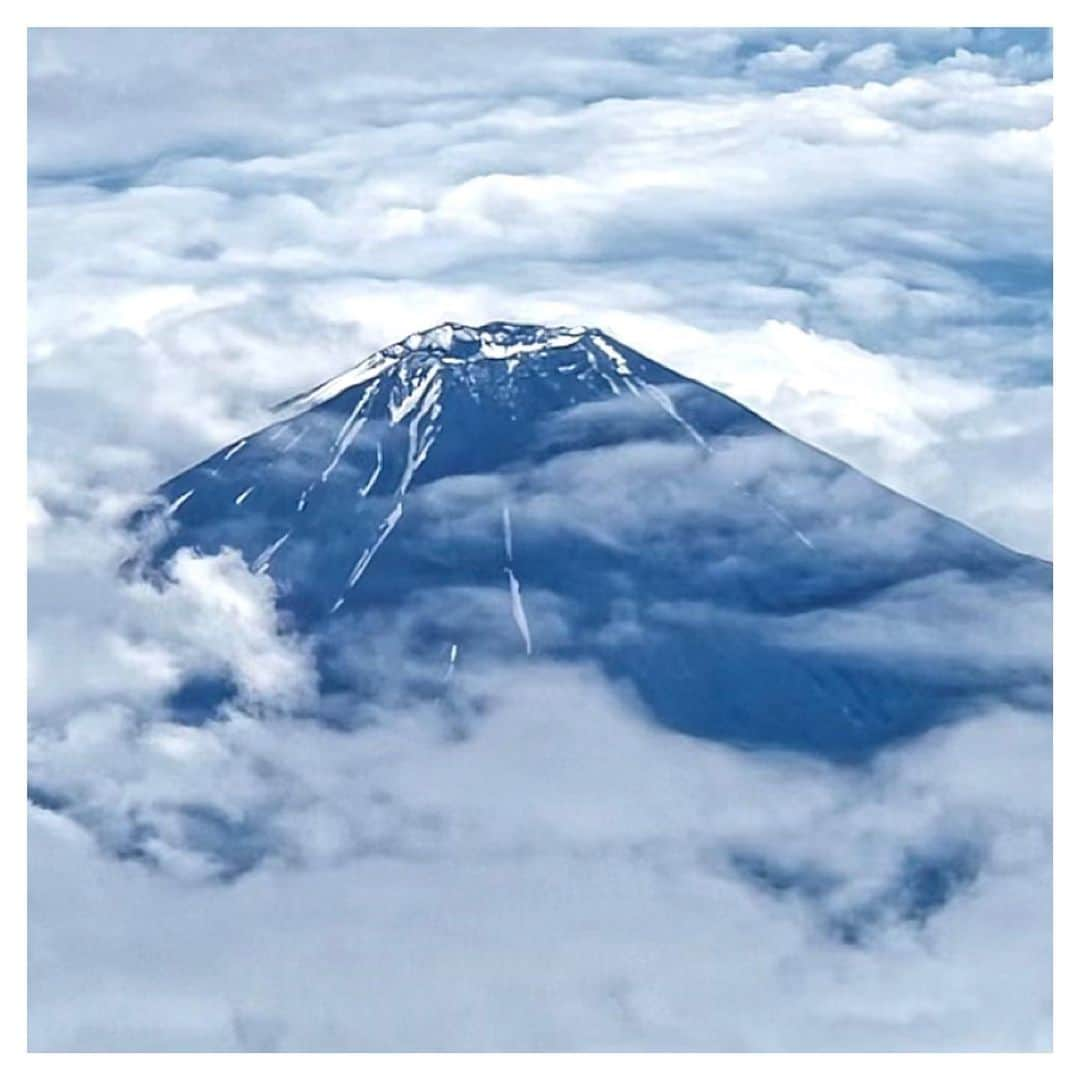 さだまさしさんのインスタグラム写真 - (さだまさしInstagram)「今日の富士山🗻 . #富士山 #さだまさし #sadamasashi」6月18日 12時13分 - sada_masashi