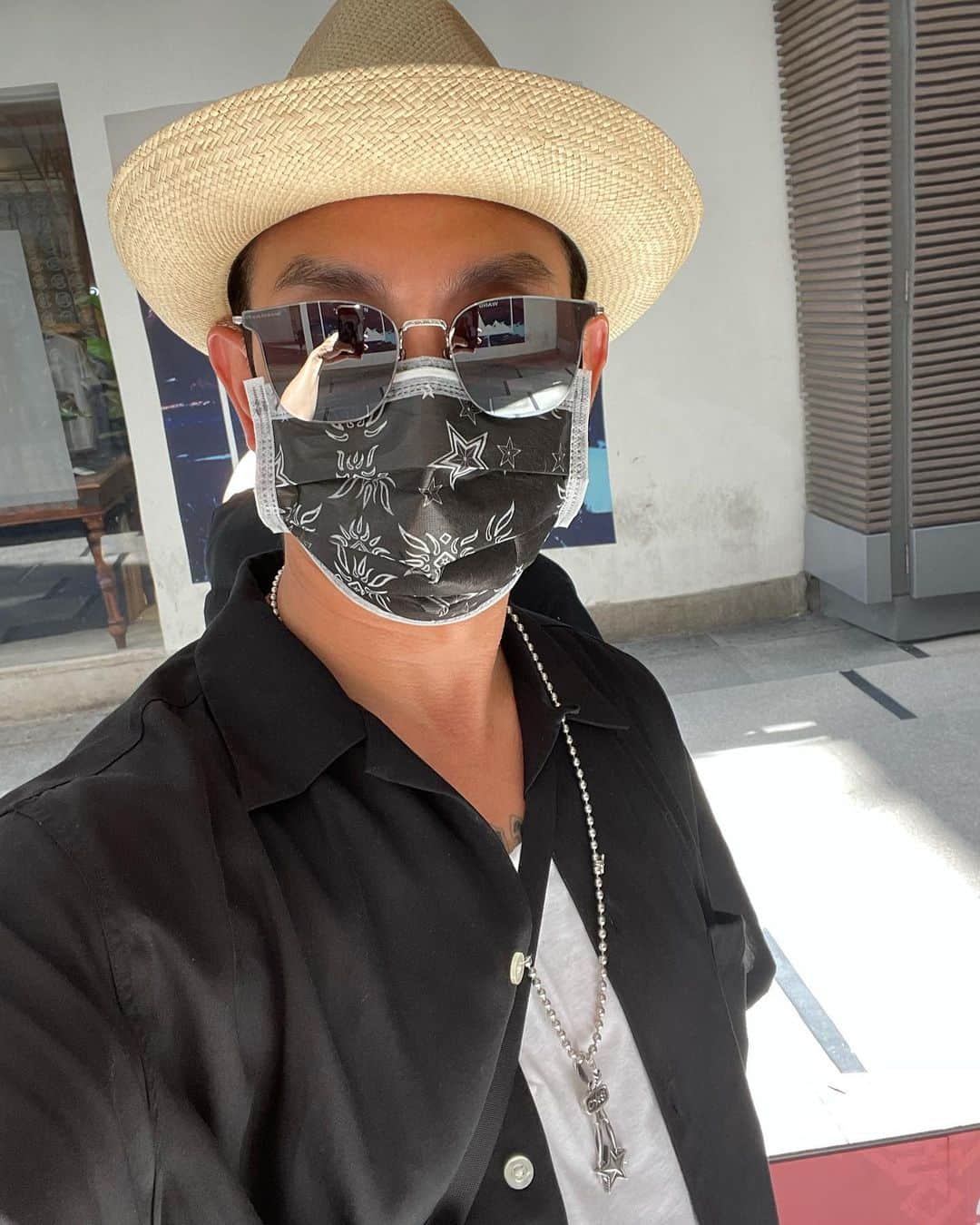 サム・リーのインスタグラム：「好想出海玩水哈哈 @codysanderson_official」