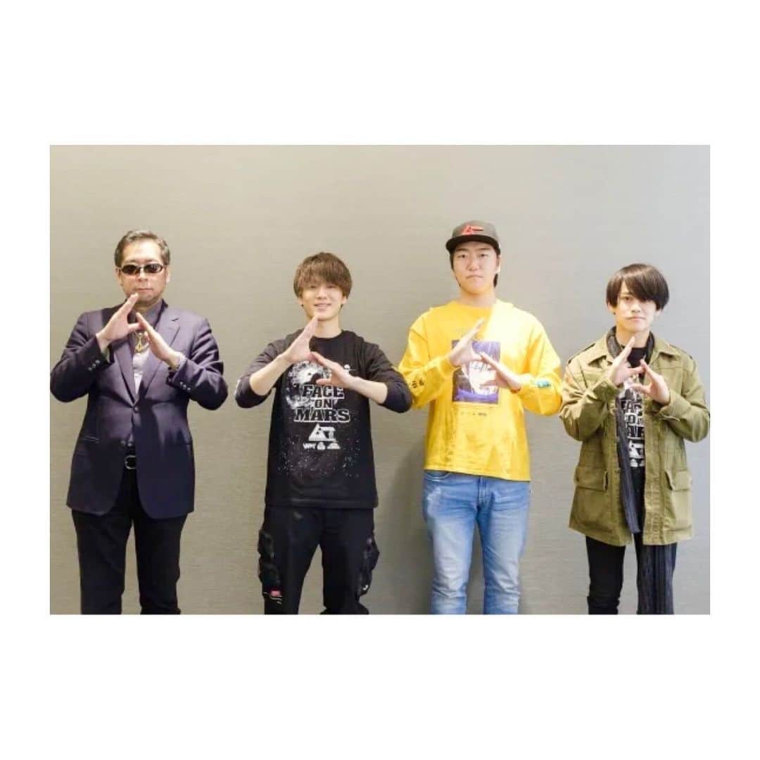 のインスタグラム：「月刊ムー7月号に「シン・人類史」をご紹介していただきました！！ありがとうございます🙇‍♂️  三上編集長は我々にとってただの編集長ではなく、オカルトの大先輩です…🙇‍♂️」