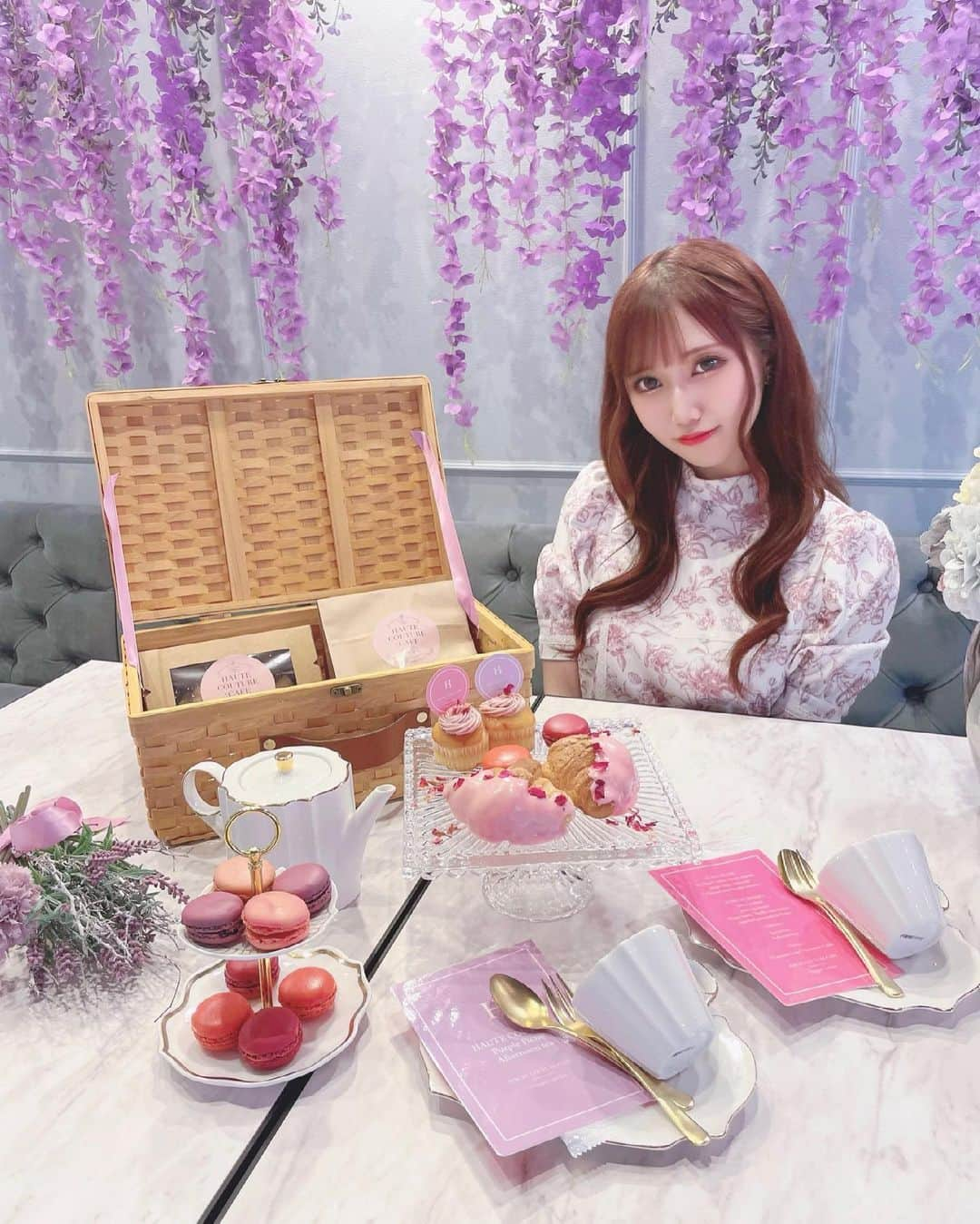 斎藤あみりさんのインスタグラム写真 - (斎藤あみりInstagram)「HOUTE COUTURE CAFE♡ ・ ・ ・ ・ ・ #afternoontea #アフタヌーンティー#中目黒 #purple #flower #sweets #斎藤あみり#av女優#プレステージ#自撮り#lingerie#sexy#グラビア#性感女优 #女星#可爱#kawaii#selfie#photography」6月18日 17時53分 - amirichan123