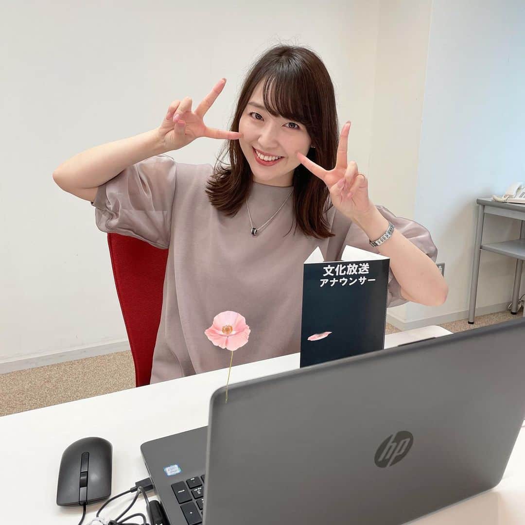 西川あやののインスタグラム：「#99人の壁 音楽SPブロッカーしました🎤🎶🎼✨ 坂口アナと松井アナと❤️  いつも聞いてくださっている方は何でいつも西川答えないんだとお思いでしょう😂 早押しの特訓に励みます🔥 毎度毎度とほほなのですが…  今回もとっても楽しく、収録参加させていただきました！🎉💓  #フジテレビ」