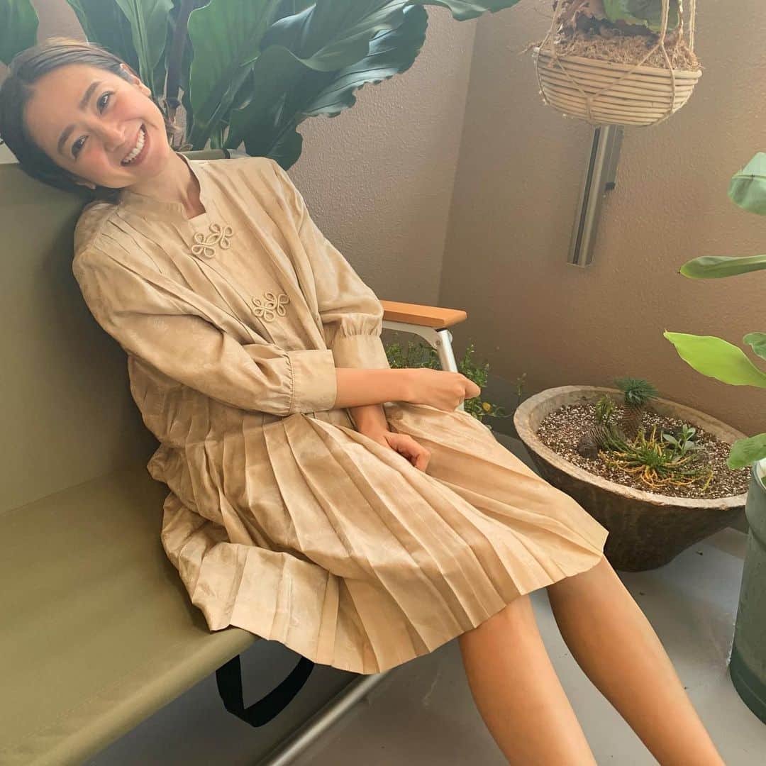 のインスタグラム：「♡♡♡ 仕事から帰宅して、 甘えん坊4歳児と ベランダピクニック😁」