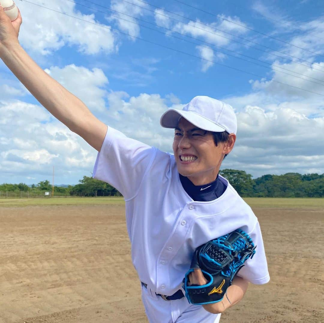 上重聡さんのインスタグラム写真 - (上重聡Instagram)「久々に投げてきました🥎 本日夜11時30分放送「有吉反省会」で 去年までヤクルトスワローズに在籍していました田代将太郎選手と対戦！ 果たして勝負の結果は！？  #1週間経ちましたが未だ体全体筋肉痛 #41歳、およそ5年の休み肩 #やっぱりピッチャーが好き #野球最高」6月19日 13時29分 - satoshi18kamishige