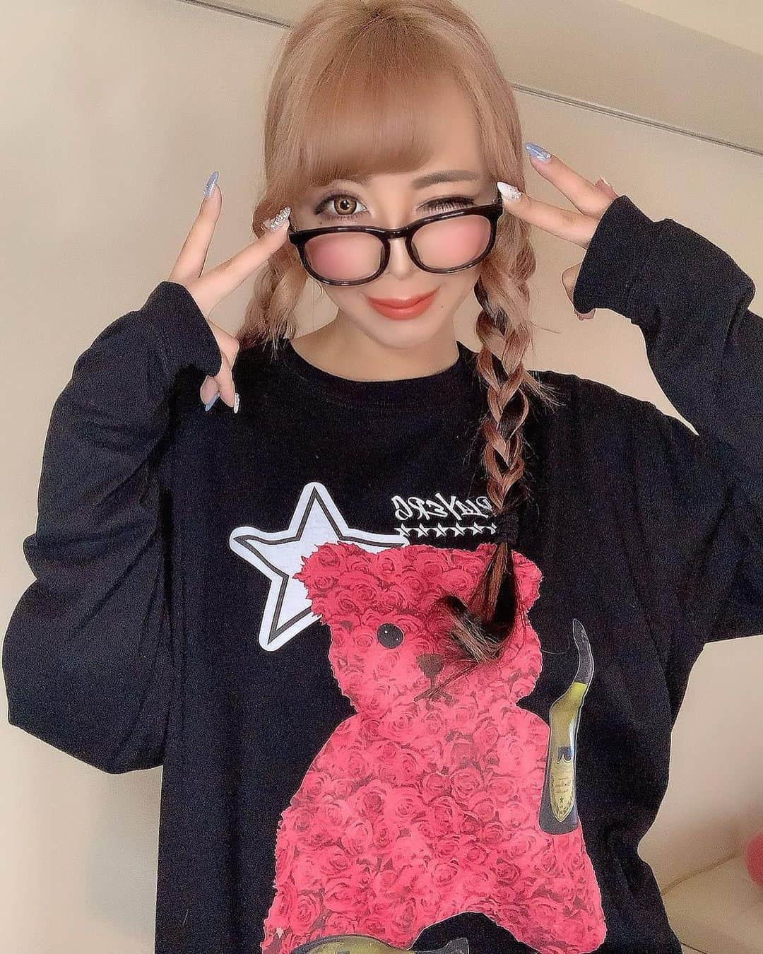霜月るなのインスタグラム