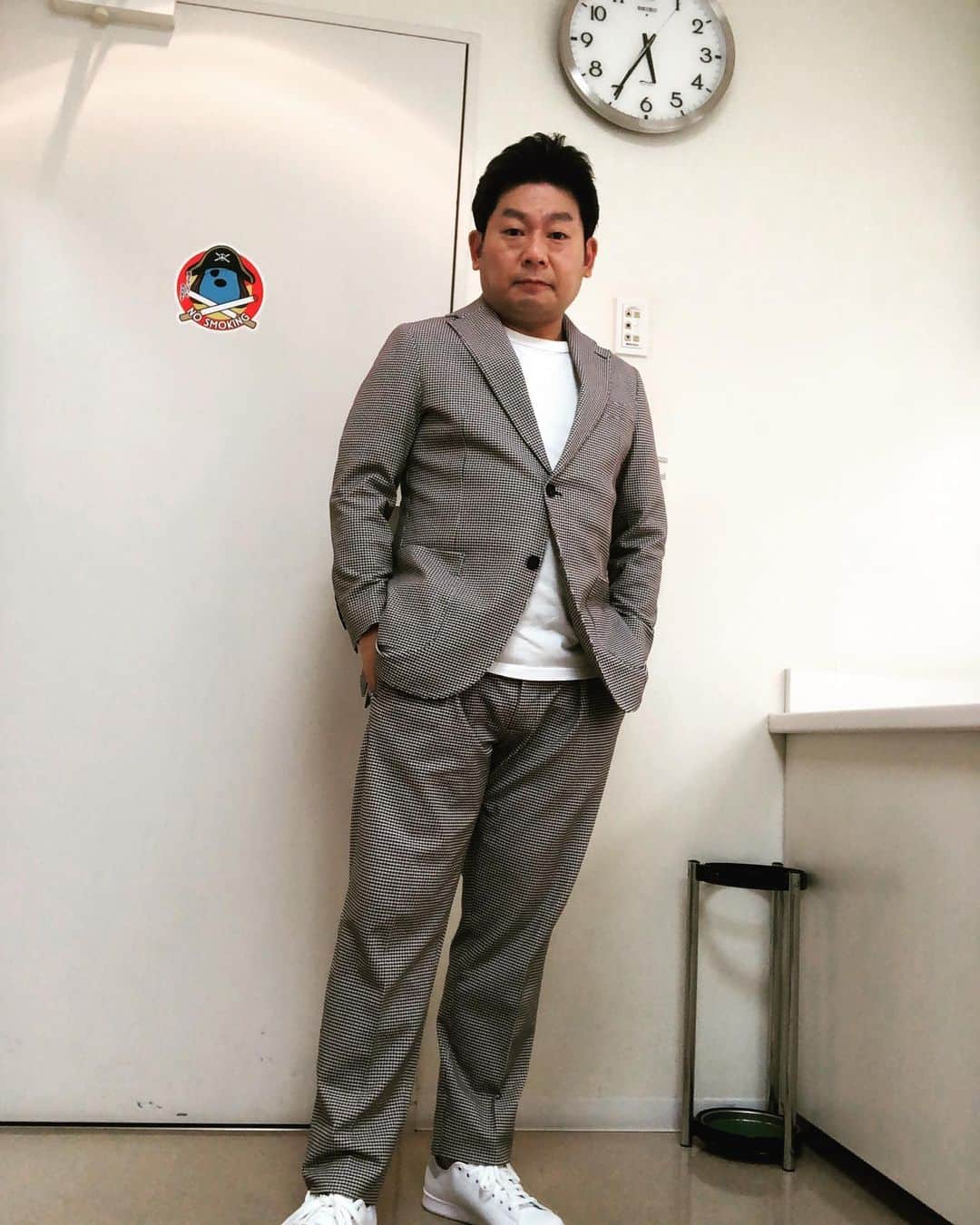 のインスタグラム：「初のセットアップで収録✨  #BEAMS #セットアップ #高かったけど #テレビ　は #オシャレ #しないとね #収録」