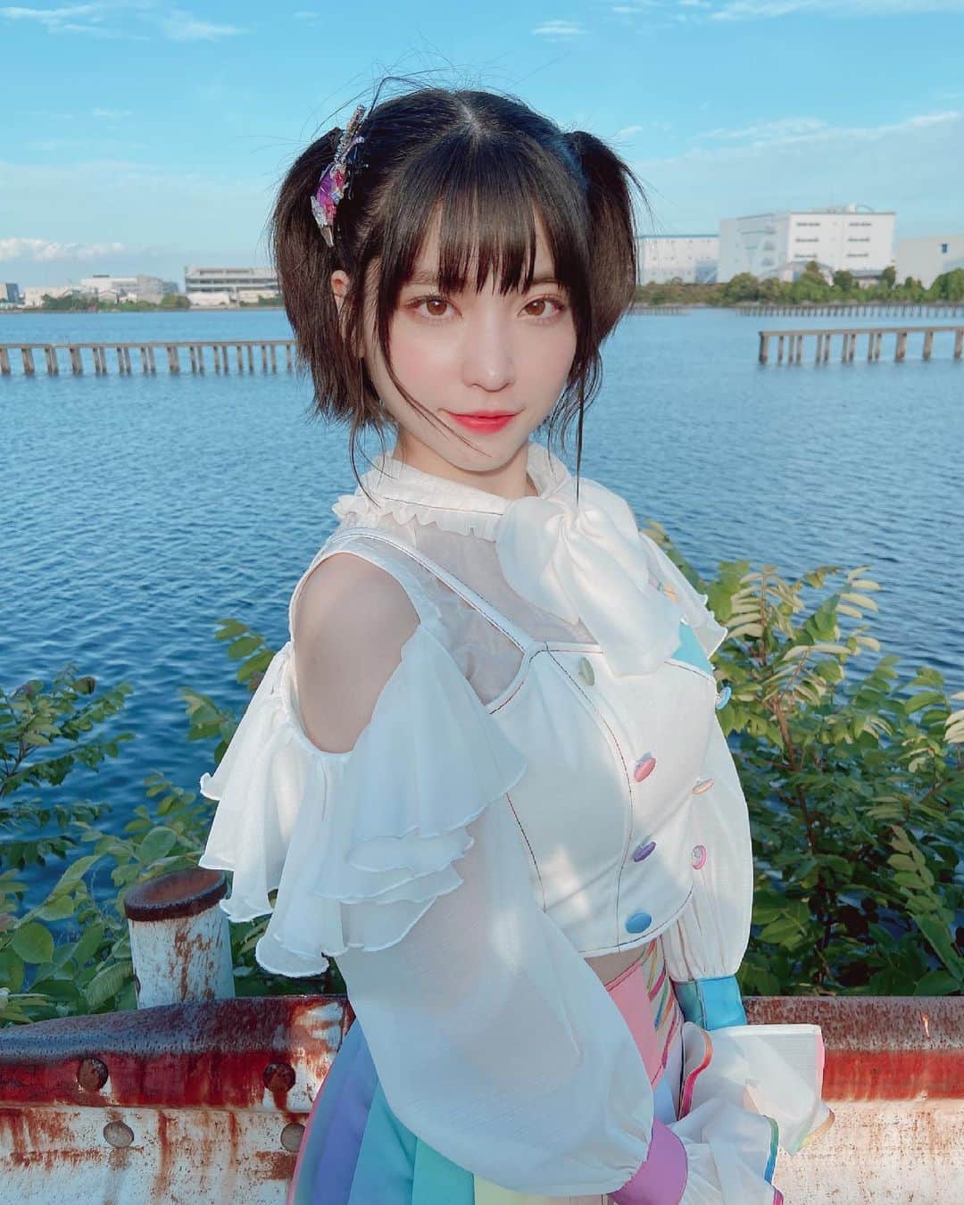 根本凪のインスタグラム：「アイドルらしいアイドルになれる気がしてハーフツインが好き  本名もボブも、 あまりに自分すぎて境目があやふやになる感覚が怖い  #idol #ハーフツイン」
