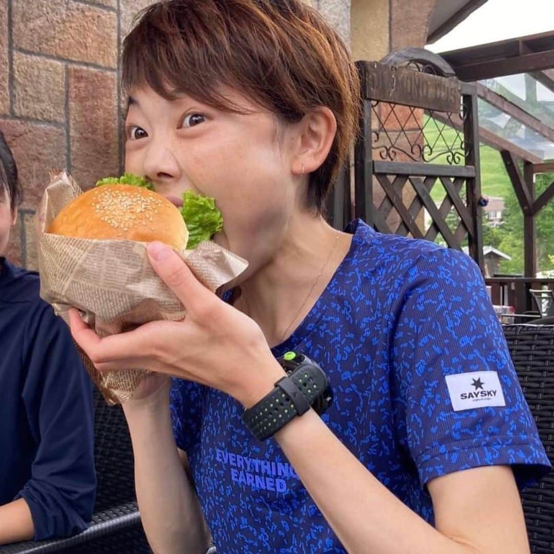 萩谷楓さんのインスタグラム写真 - (萩谷楓Instagram)「いっぱい食べていっぱい走った。 ちょっとだけあそんだ。   #高地トレーニング  #ツルヤ #しゅっぽっぽヨーグルト #りんごバター」6月20日 12時06分 - hagichan1010