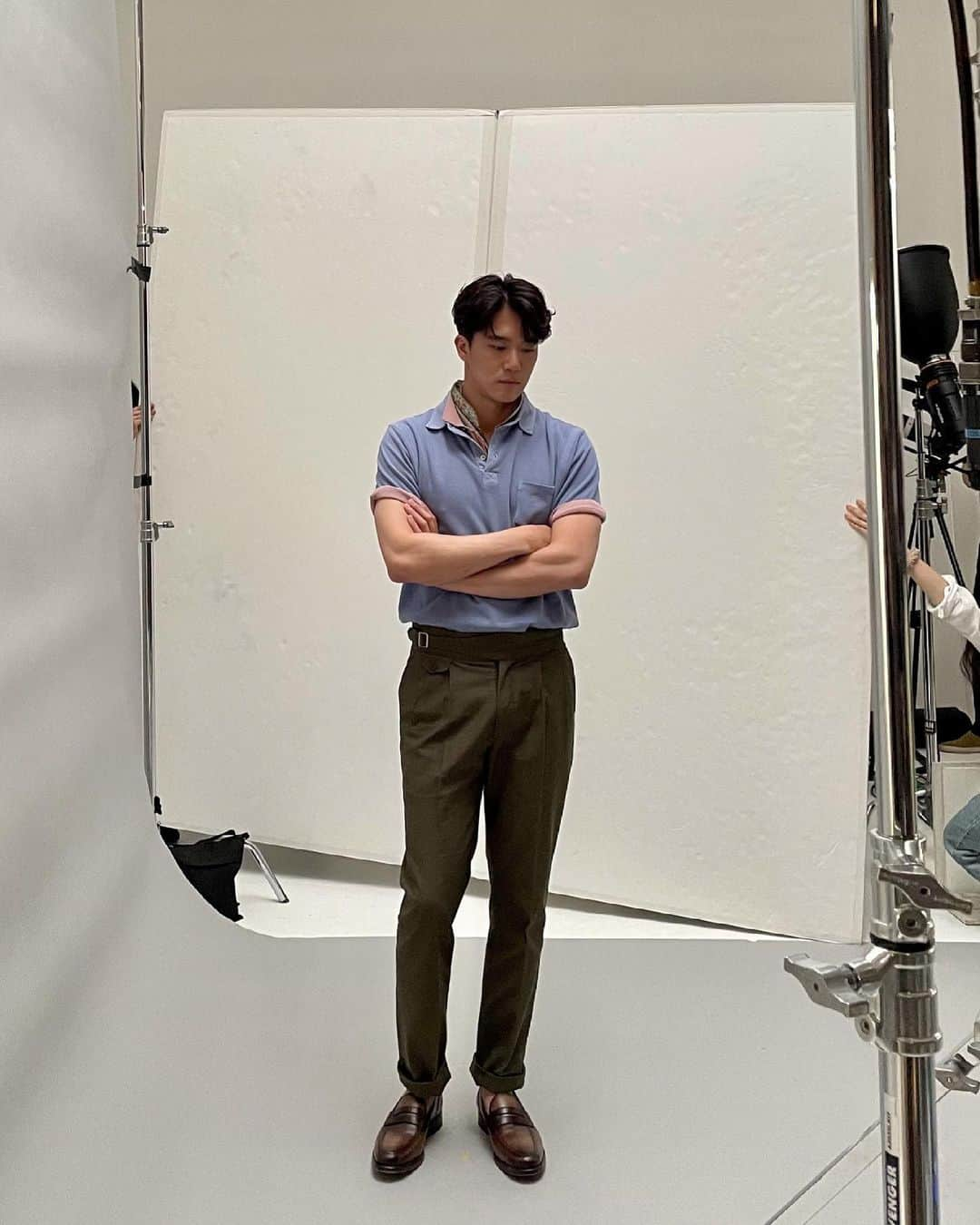 ハ・ソクジンさんのインスタグラム写真 - (ハ・ソクジンInstagram)「📸👕👖👔👞🍷💪🏼」6月20日 12時42分 - haseokjin