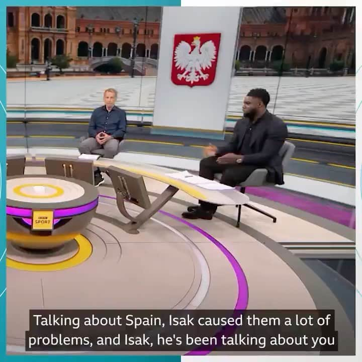 マイカ・リチャーズのインスタグラム：「🗣 @alex_isak: Is he an old player working in the studio? ✅   @garylineker - go and update your bio!!!! 🤣🤣🤣   #bbcsport #euro2020 @bbcsport」