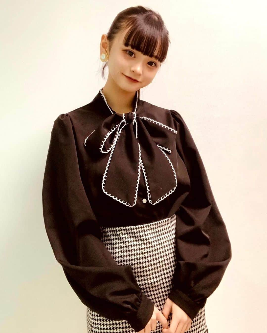 戸田梨杏さんのインスタグラム写真 - (戸田梨杏Instagram)「……………………………………………………………………………… #jk1 #05 #fjk #あいどる#モデル #声優 #のーまるかめら ………………………………………………………………………………」6月20日 9時50分 - rianchosu_official