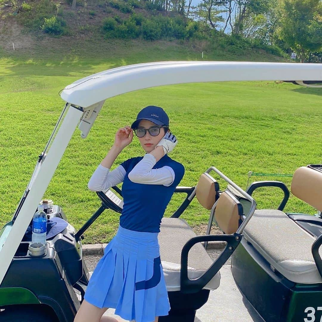 湯浅喬子さんのインスタグラム写真 - (湯浅喬子Instagram)「⛳️✨  まさかのチップイン連発🤍 しかもバンカーからも🏌️‍♀️  2枚目真顔🤣  #golf」6月20日 21時40分 - kyorco