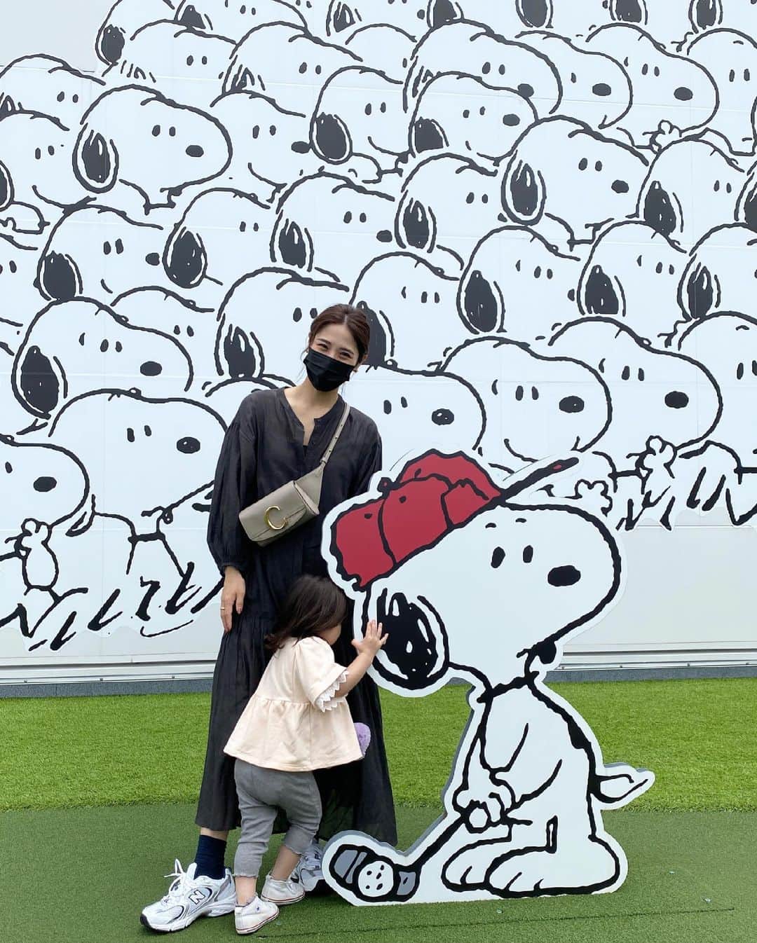 山田千尋さんのインスタグラム写真 - (山田千尋Instagram)「. 今日も激しく慌ただしくわけのわからない一日が無事に終了しました❤︎  写真が嫌いな時期ですね👧？ 大声でお母さま〜！って呼ぶのはやめてくださいね👧？ どこで覚えましたか？」6月20日 22時13分 - chihiro_511