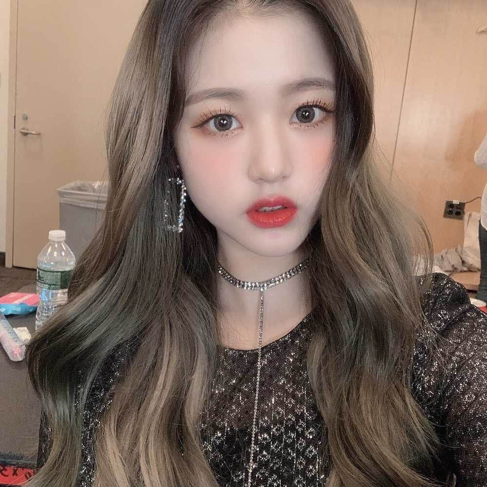 チャン・ウォニョンさんのインスタグラム写真 - (チャン・ウォニョンInstagram)「i’m devastated 🥺 #IZONE #JANGWONYOUNG #WONYOUNG #아이즈원 #장원영 #원영」6月20日 13時38分 - wonyoung__ive