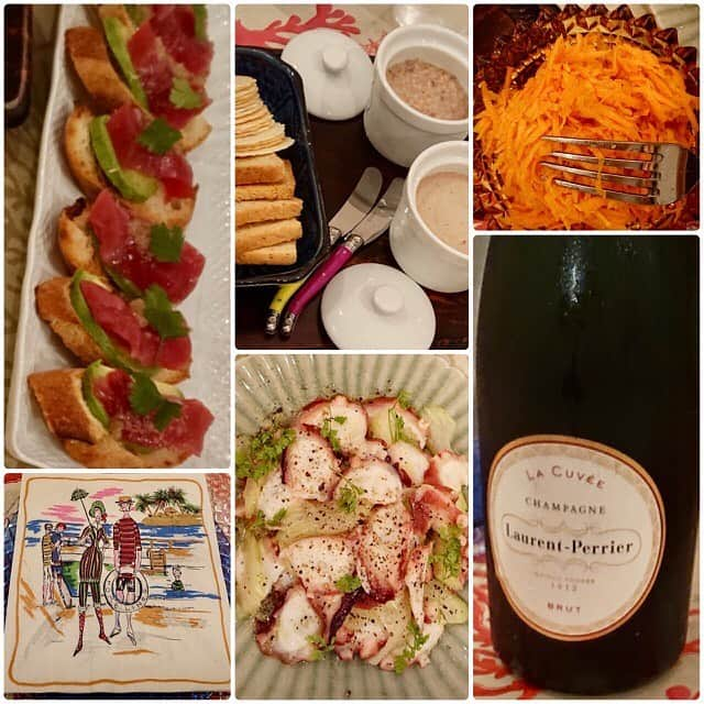 大地真央さんのインスタグラム写真 - (大地真央Instagram)「昨日、友達宅でディナー🍽🍾🥂  #イタリアン🇮🇹　🥗🍝🥙🐟🧀🧅🥩🥕🧄🫒🍓🥑🥦🍅🥮 #お料理上手👏👏　 #これで全部じゃない #森田流#餃子の🥟皮 #ピザ　も🍕🤗 #美味しかった😋😋 #ご馳走様でした #ぺーパーナプキンもかわいい #家でお料理 #お家ご飯 #大地真央#食べる人　🍾🥂 #MAODAICHI #森田恭通#食べる人　🍾🥂 #yasumichimorita #ありがとう❣️」6月20日 17時40分 - daichimao_official