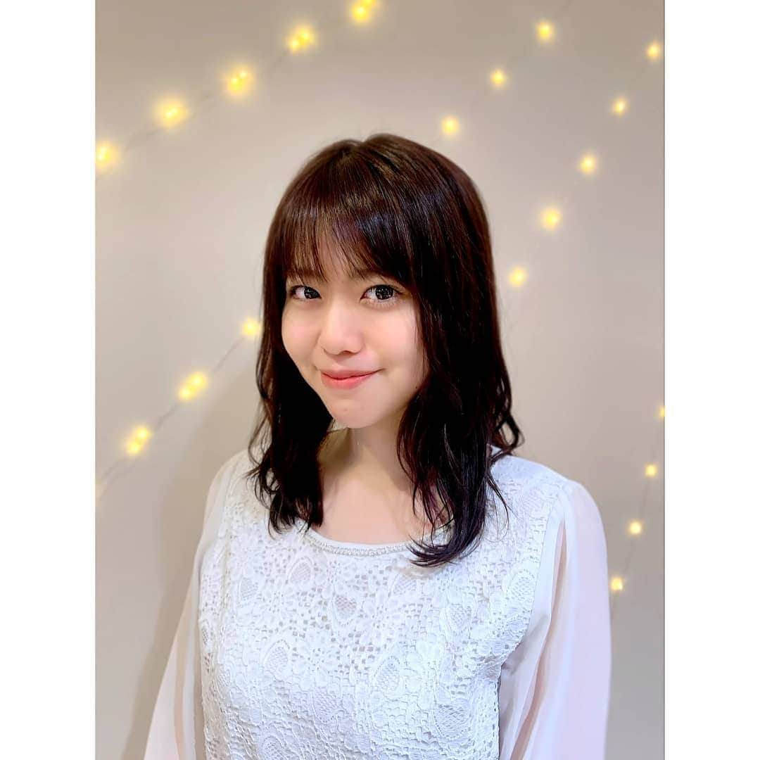 林莉世さんのインスタグラム写真 - (林莉世Instagram)「髪切ってもらいました💇💇 色も変えてもらって少し赤みのある色に😊✨ . #BSN#新潟#新潟放送#アナウンサー#アナウンサーヘア#ヘアカラー#ヘアカット#ピンクカラー#アナウンサーヘア#なじラテ#担当していたときから#お世話になっている#美容院#新潟美容院 #ドラゴン桜#放送#待ちきれない！#スタンバイ！」6月20日 20時04分 - rise_hayashi