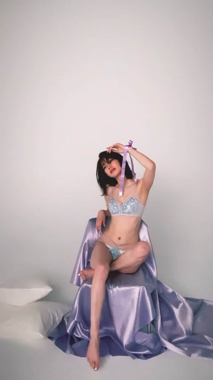 山本ソニアのインスタグラム：「大好きな撮影🎥💫  @ravijour_official」