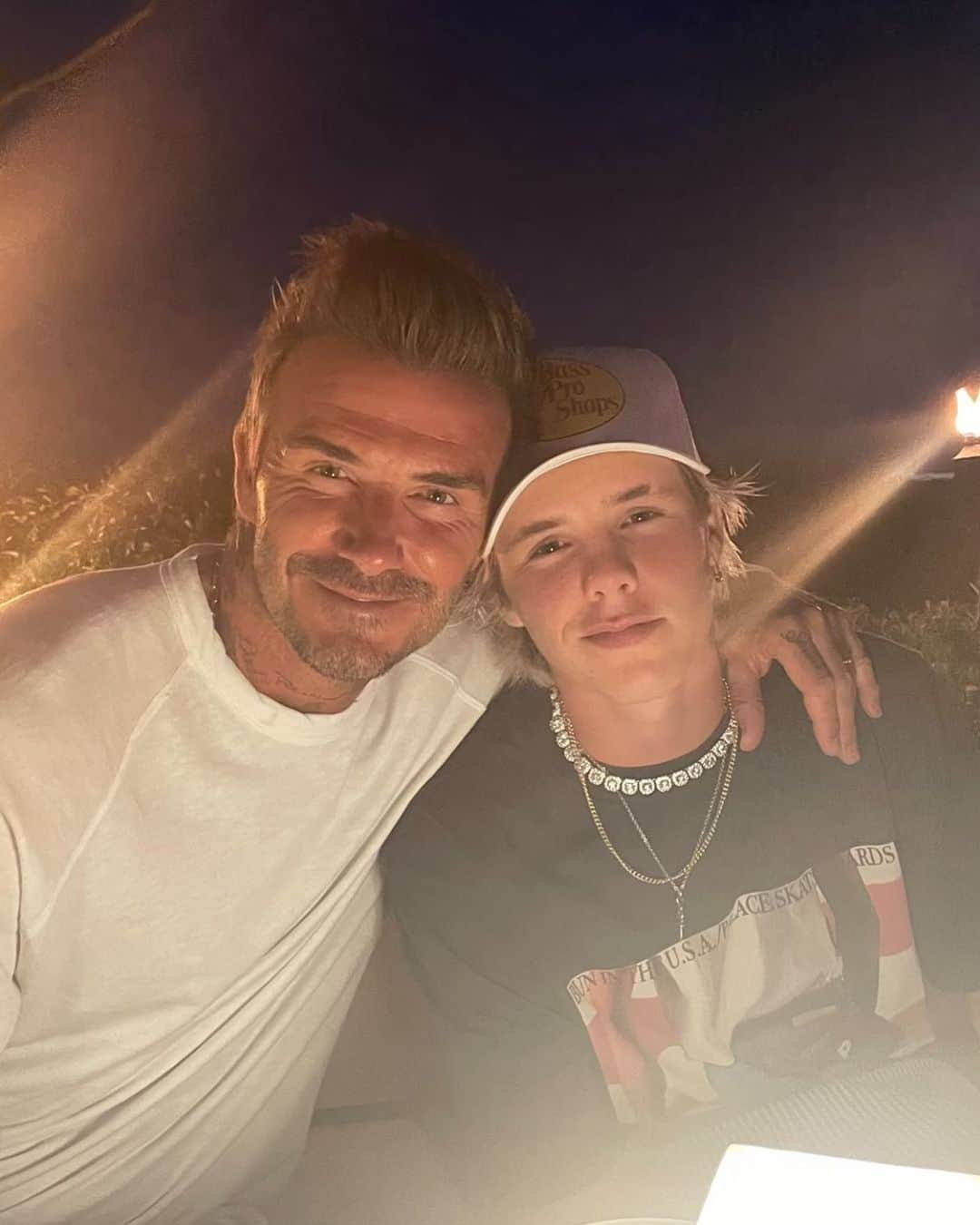 クルース・デイヴィッド・ベッカムのインスタグラム：「Happy Father’s Day dad have a great day, I love you ❤️ @davidbeckham」