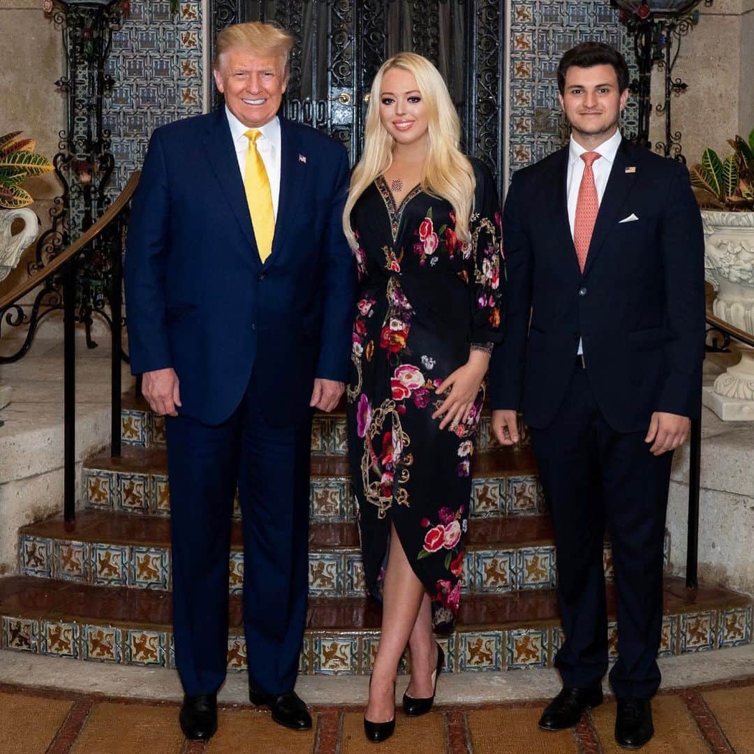 ティファニー・トランプのインスタグラム：「Happy Father’s Day, Dad! I’m so grateful for your boundless love🥰, hilarious sense of humor, and for always believing in me! ❤️」