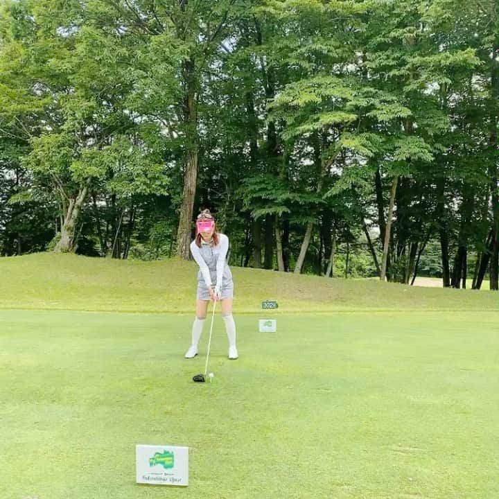 坂之下侑子のインスタグラム：「#ダンロップ・スリクソン福島オープン #グランディ那須白河ゴルフクラブ #トーナメントコース #ダンロップ #ゼクシオ #xxio11 #スリクソン #srixon #ゴルフスイング #スイング動画 #女子プロゴルファー #プロゴルファー #💗💗💗」