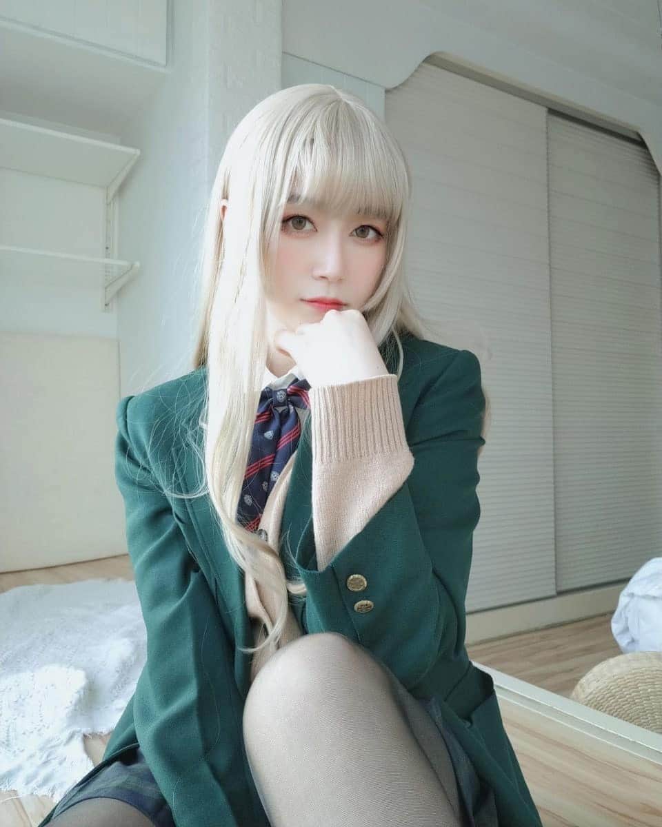 アジアンモデルさんのインスタグラム写真 - (アジアンモデルInstagram)「Cute schoolgirl cosplay 😍 🔻Rate my asian collection🔻  🍓 @insta_fruits.png — instagram models gallery!  🎥 @asian_loli.mp4 — asian hot videos!  🍑 @loli.thread — cute and hot lolli!  💃🏻 @asianmodel.place — asian models community!  🎀 @xiao_garden — admin page 🎀」6月21日 16時21分 - asianmodelgallery