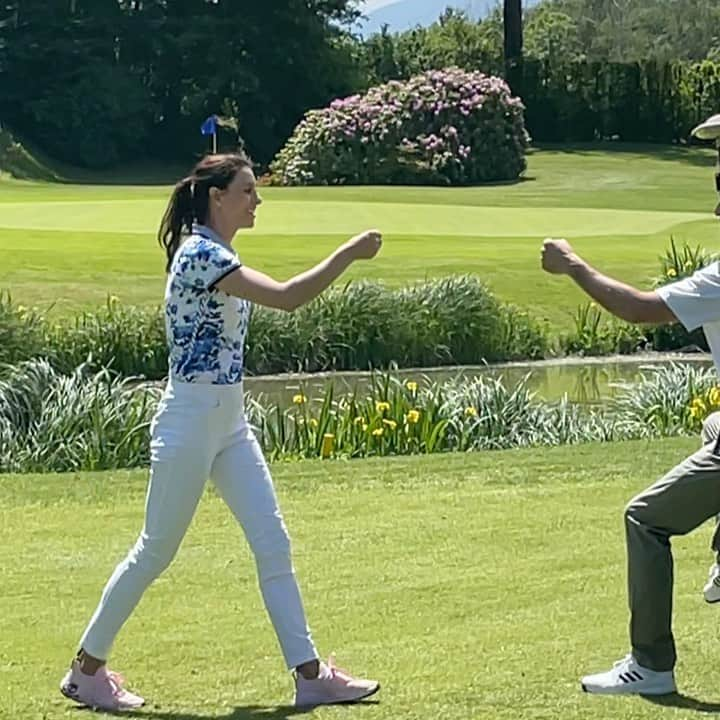 マリア・ベルチェノワのインスタグラム：「What is the best strategy to play against man? They hit it longer then us, but we play it smart. Watch us on @Eurosport #golftvweekly @ralphlauren #golf #golftips」