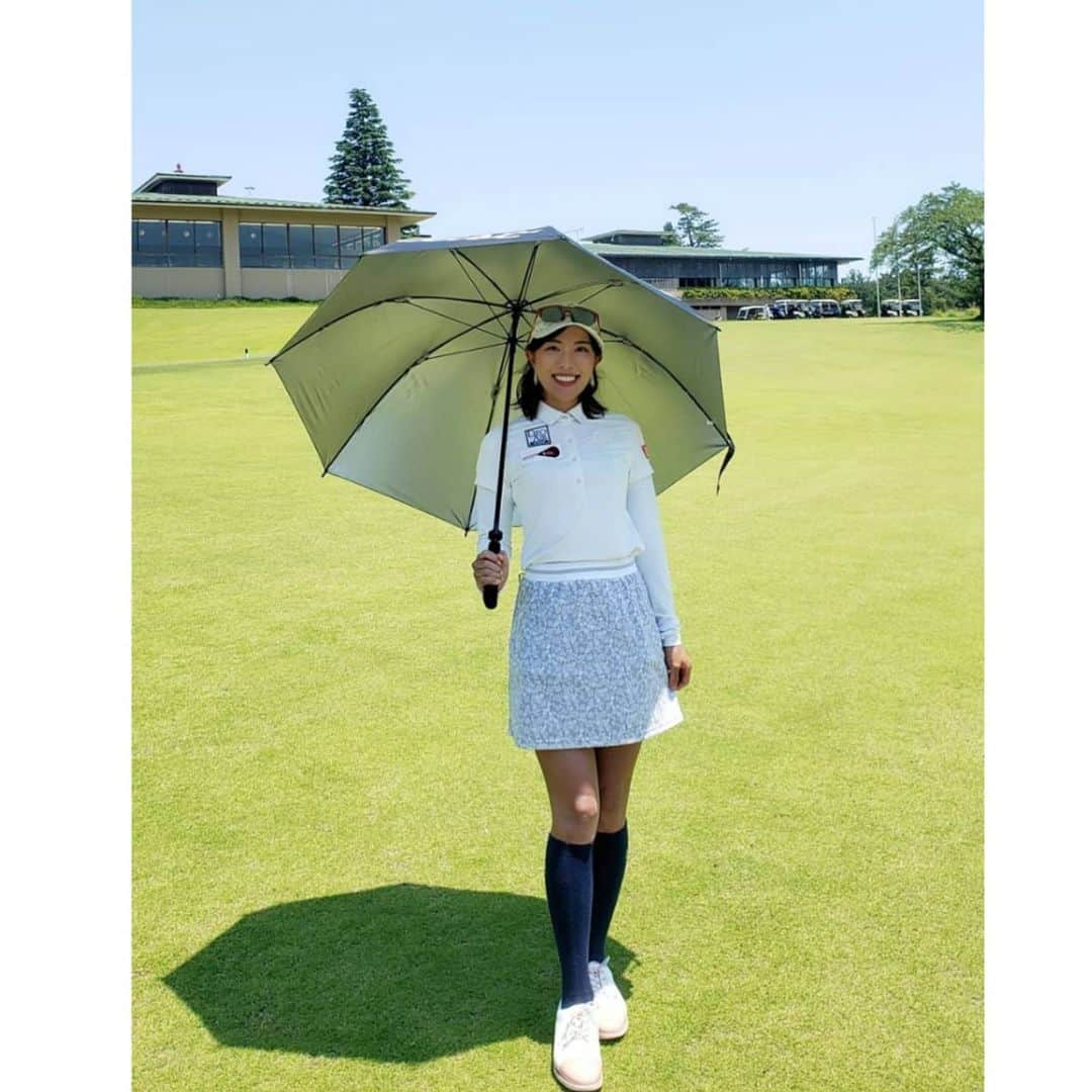 小澤美奈瀬さんのインスタグラム写真 - (小澤美奈瀬Instagram)「オール歩きのゴルフもいいですよね😍⛳ お天気で、緑と青い空が映えますね😊💕 熱中症にならないように、皆様しっかり水分補給をしてくださいね😊⭐  #zoy #gfore #eyevol #deoair #スマートホールディングス株式会社  #dspe #golf」6月21日 17時42分 - i_am_minase