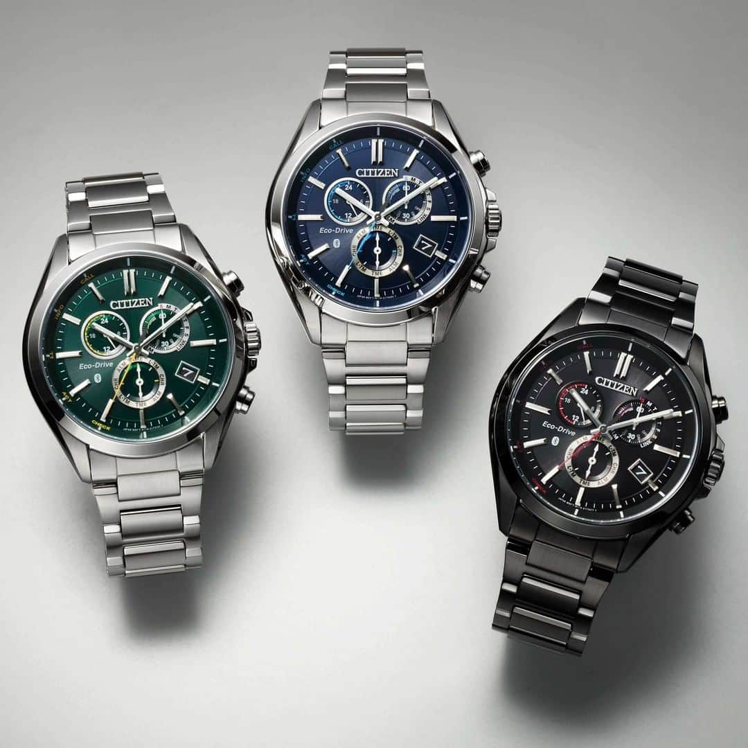 CITIZEN（シチズン時計）さんのインスタグラム写真 - (CITIZEN（シチズン時計）Instagram)「『CITIZEN CONNECTED Eco-Drive W770』に新モデル5本が登場⌚ ・ ビジネスシーンにもフィットする正統派アナログフェイスのスマートウオッチ！ ・ IoTプラットフォーム『Riiiver（リィイバー）』にも対応し、ますます便利になりました✨ ・ スマートフォンの通知を受け取ったり、『Riiiver』と連携して、時計のボタンを押すことでメールの定型文を送信したり、降水確率を針の動きで表示したり、ライフスタイルに合わせて機能を選べるスマートウオッチです。 ・ 既に発売しているモデルも7月1日公開予定の公式アプリ「CITIZEN Eco-Drive W770」を使用することで、『Riiiver』が利用可能となります😊 ・ 現在、予約受付中です！7月1日発売日となります。 ・ 【Riiiverとは？】 様々なデバイスを起点にヒト・モノ・コトを繋げるシチズンのIoTプラットフォームサービスです。 ・ BZ1050-56W 70,400 円税込(税抜価格 64,000 円) BZ1050-56L 70,400 円税込(税抜価格 64,000 円)  BZ1055-52E 74,800 円税込(税抜価格 68,000 円)  BZ1054-04E 63,800円税込(税抜価格58,000円)  BZ1056-09L 66,000円税込(税抜価格60,000円)  ・ #シチズン #マイシチズン #アテッサ #エコドライブ #時計 #腕時計 #腕時計くら部 #時計好きな人と繋がりたい #watch #watches #watchfan #japanwatch #citizenwatch  #citizenwatches #ecodrive #ニューノーマル #メンズファッション #メンズコーデ #メンズウオッチ #smartwatch  #スマートウォッチ  #iot  #riiiver  #スマートウォッチデビュー」6月21日 19時02分 - citizenwatchjp