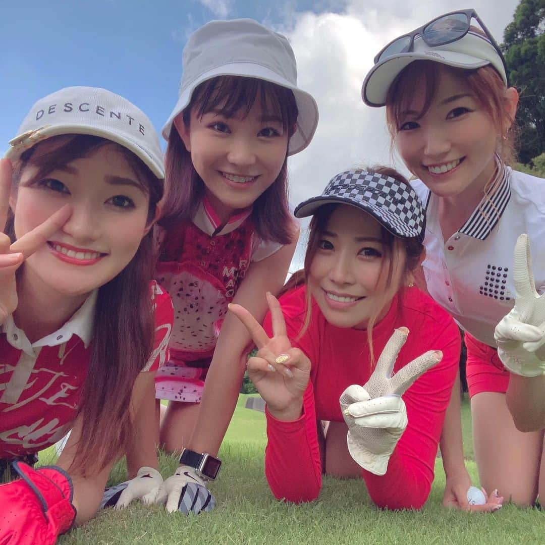 渡瀬茜さんのインスタグラム写真 - (渡瀬茜Instagram)「いつも楽しすぎ〜🏌️‍♀️💕 定期的にラウンドしよーのメンバー⛳️  3人ともスタイル良くて可愛くて性格めっちゃ良いっていう最強メンバー😍  次のラウンドも楽しみー💖  #ゴルフ#ゴルフ女子#ゴルフファッション#大好きなメンバー#golf#ゴルフ大好き女子 #ゴルフ大好き#ゴルフウェア#ゴルフウェアコーデ#ルコック#ルコック女子#lecoqsportif #ルコックゴルフ#リジューム」6月21日 19時54分 - wataseakane1