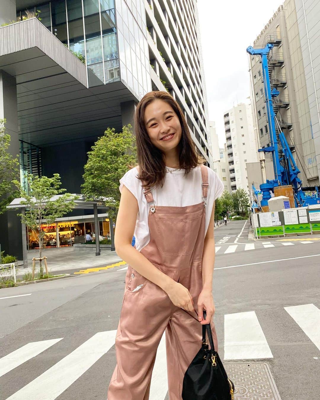谷川りさこのインスタグラム：「@ccrew_2019  @ryoooooooooooooooo  カラートリートメント❤️ #いつもアッシュ系 #ツヤサラ #hairstyle  #haircolor  #thankyou」
