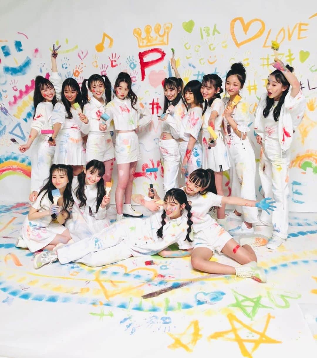 ニコ☆プチのインスタグラム：「🤍🎨✨ 6月号読んでくれたみんなほんとーにありがとう😘💖  明日はいよいよ8月号発売日📚🌻 夏のたのしい！がたくさんつまってるよーー🐠✌︎ 楽しみにしててね😉🌺  #spcialthanks 🌈」