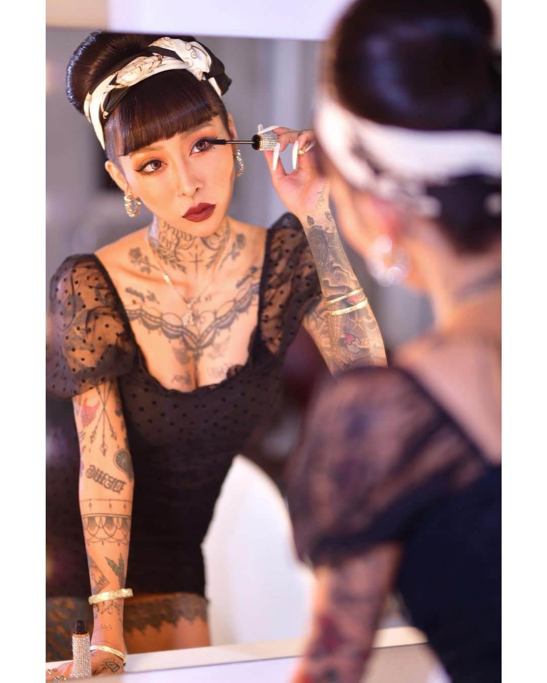 泉麻那さんのインスタグラム写真 - (泉麻那Instagram)「.  💄💄💄  📸 @fukawadaichi   💇‍♀️ @chiiianmaro   #作品撮り　#photo #photoshop #tattoo #tattoos #tattooed #tat #tatoogirl #tattooedgirls #ink #inked #fullsleevetattoo #izumimana #izumana #泉麻那」6月21日 20時43分 - izumana19890629